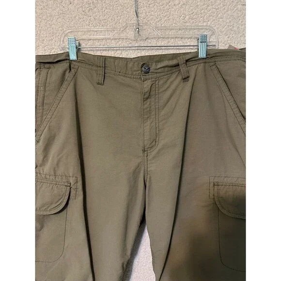 Hawke&Co Cargo Short Pants Mens 36 Solid Beige Mid Rise Zip Fly Pockets Casual - Picture 2 of 16